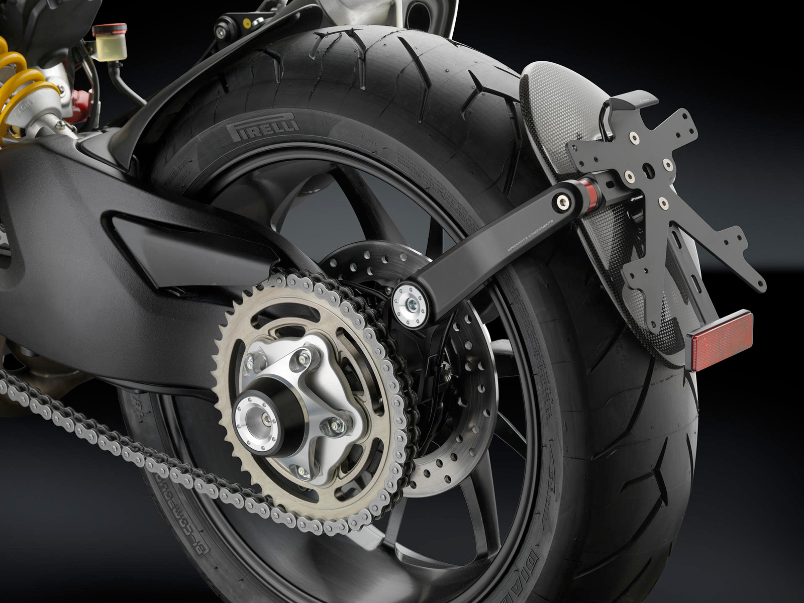 Ducati Rizoma Rear Hub / Axle Slider Guard for Hypermotard 821/Hyperstrada