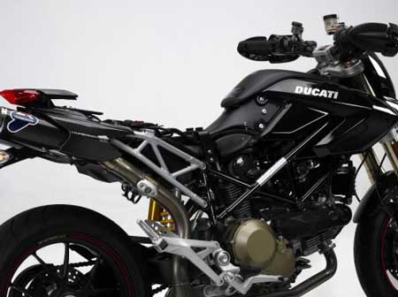 Hypermotard tank
