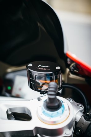 Ducati Panigale Fluid Reservoir Mounting Bracket CT453B by Rizoma Ducati / 959 Panigale Corse / 2018