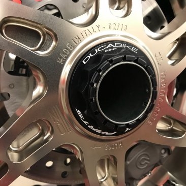 Rear Wheel Axle Nut by Ducabike Ducati / Streetfighter 1098 S / 2010