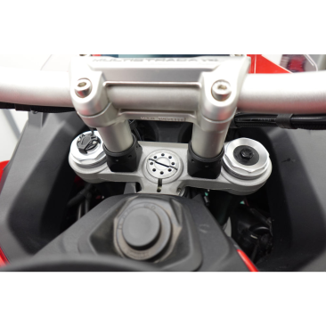 Handlebar Riser by Evotech Performance