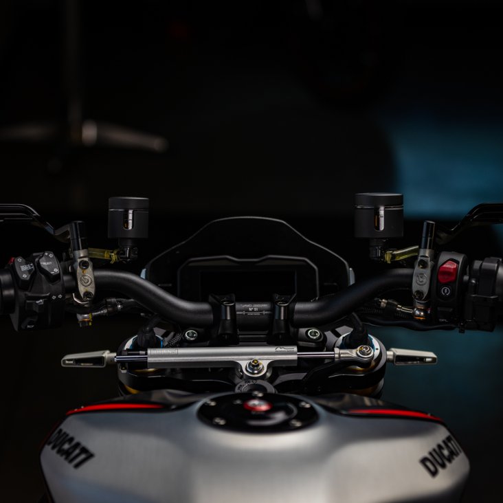 Rizoma Universal "Notch" Clutch Fluid Tank