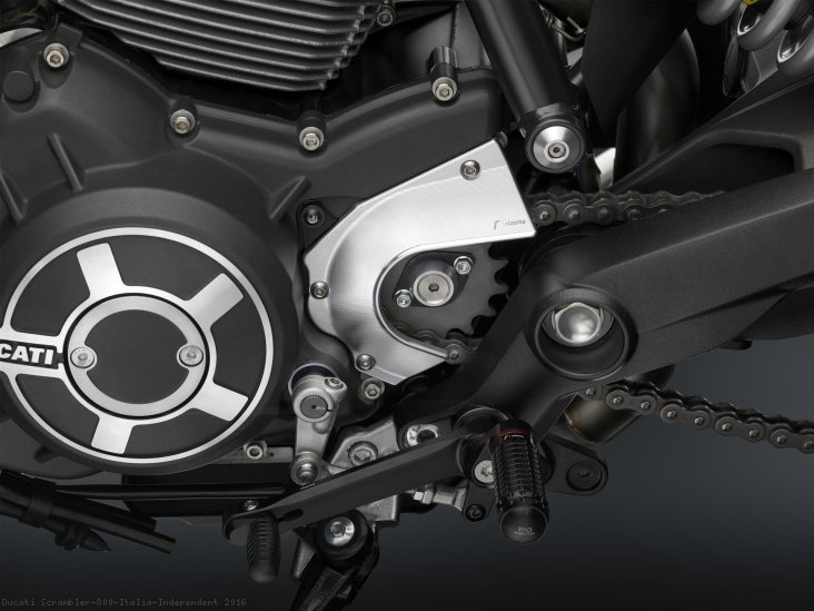 Aluminum Sprocket Cover by Rizoma Ducati / Scrambler 800 Italia Independent / 2016
