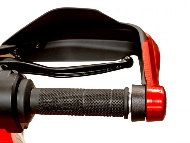 Ducati / DesertX / 2024