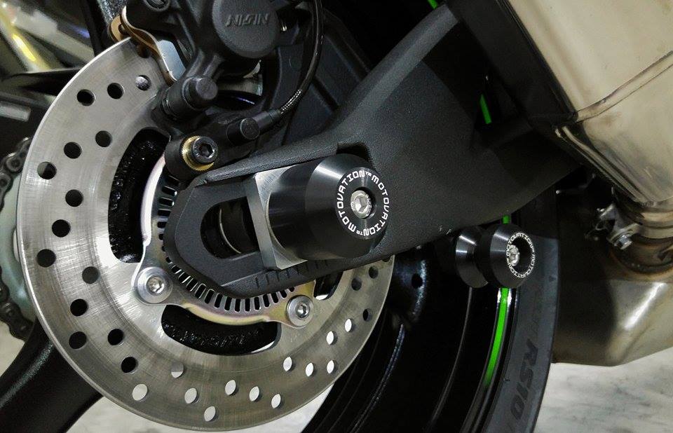 motorcycle rear brake inspection check