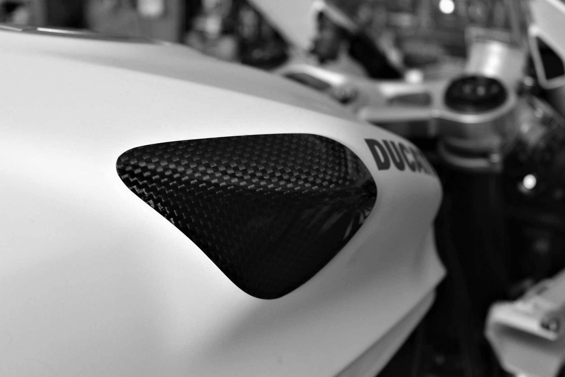 strauss carbon fiber tank sliders