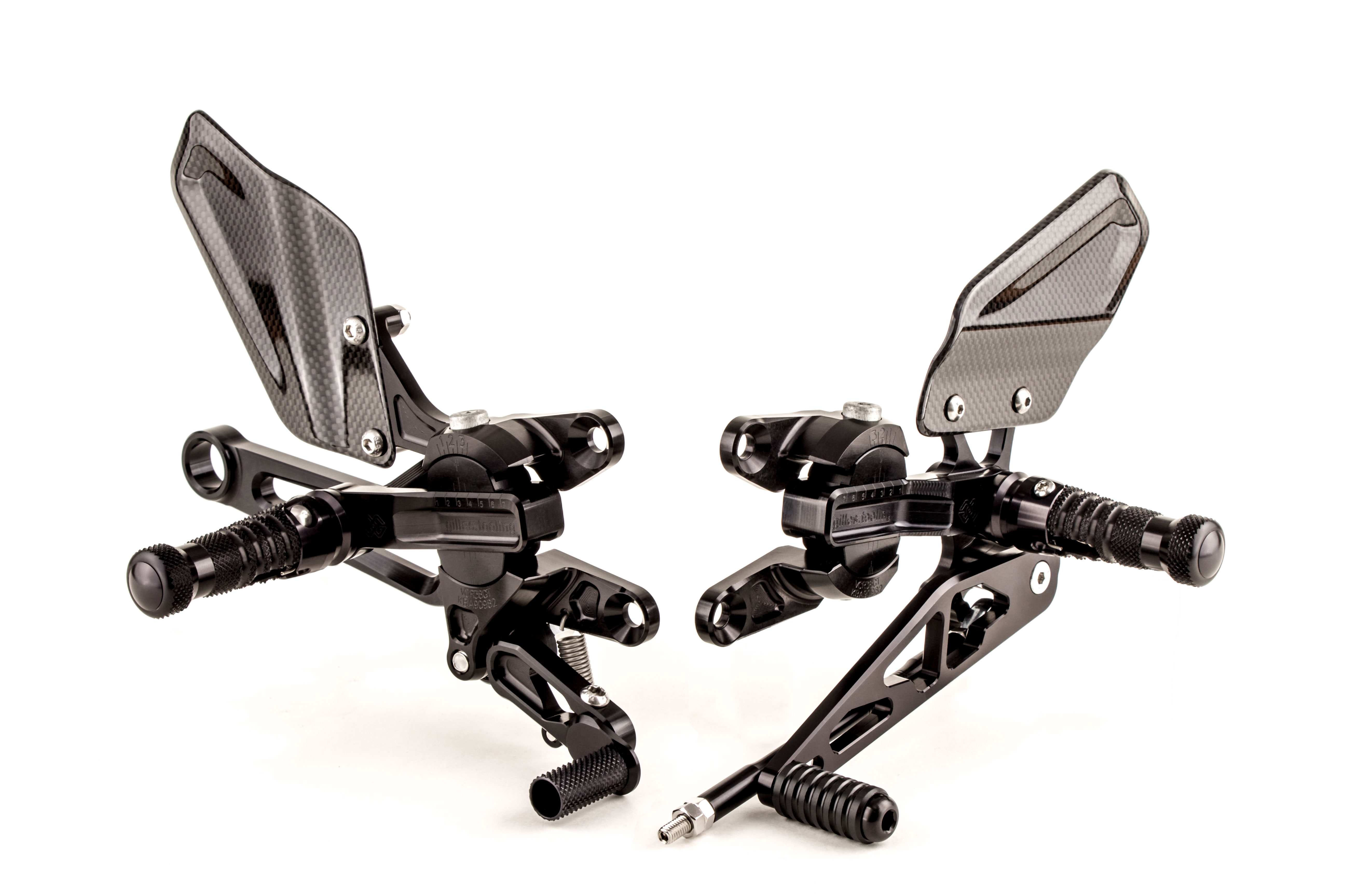 VCR38GT Adjustable Rearsets by Gilles Tooling Aprilia / RSV4 1100