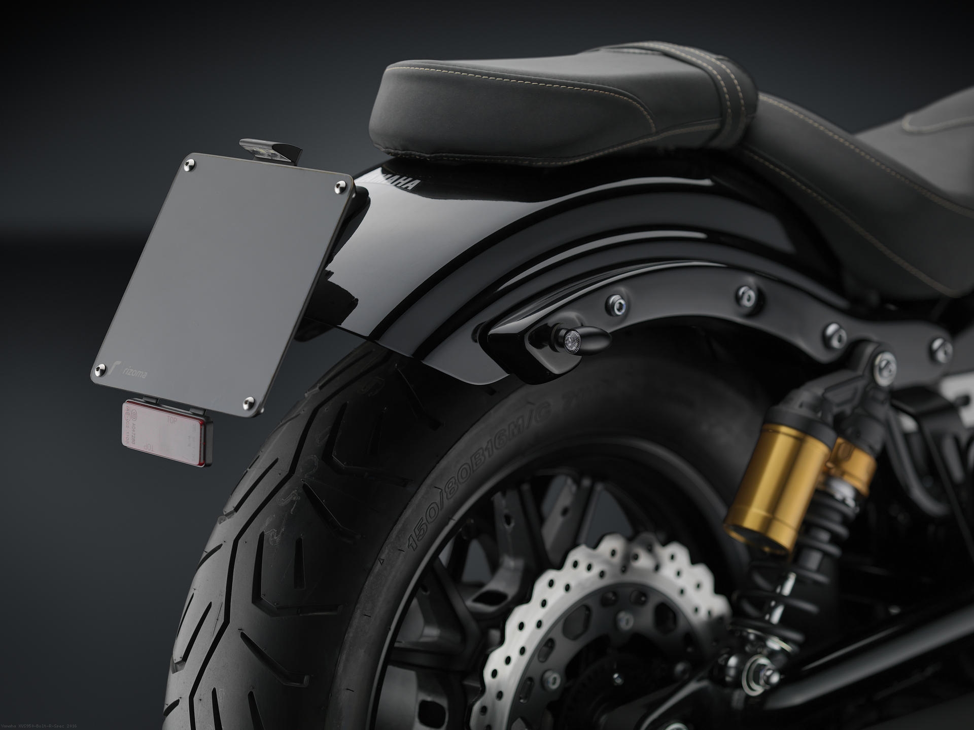 yamaha bolt fender