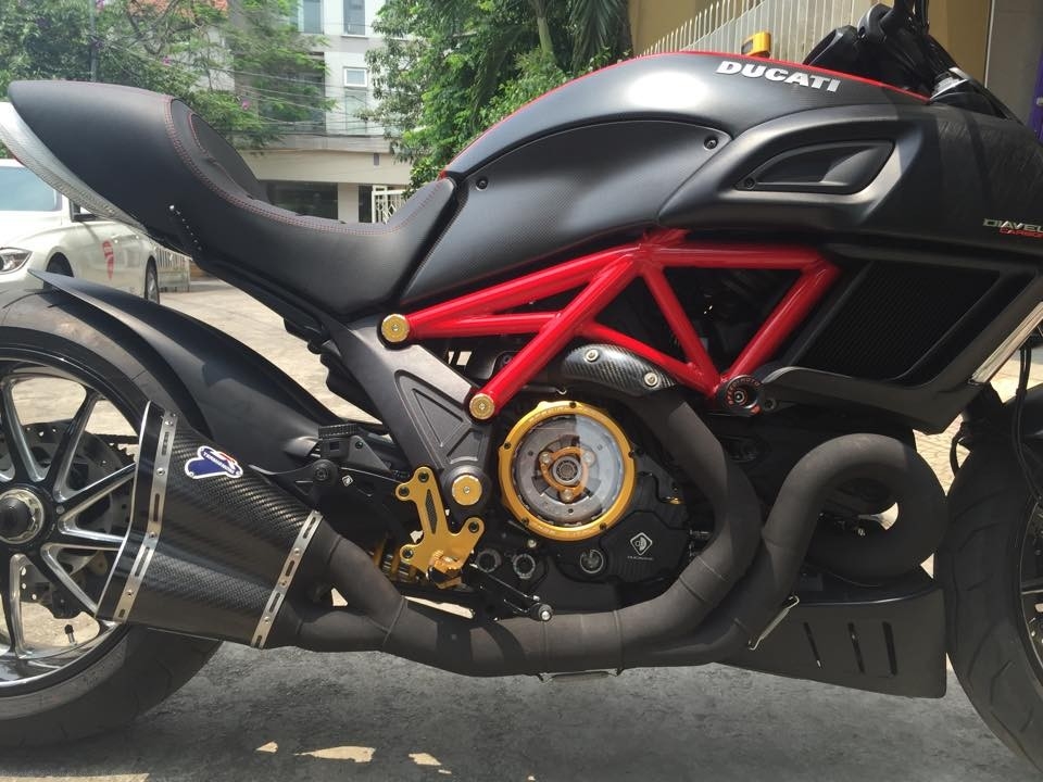 ducati scrambler clear clutch cover