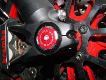 Right Side Front Wheel Axle Cap by Ducabike Ducati / 1199 Panigale R / 2013