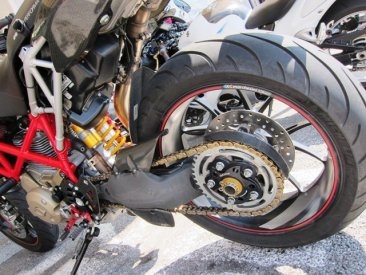 Rear Sprocket Carrier Nut by Ducabike Ducati / Hypermotard 1100 S / 2007