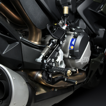 Adjustable Rearsets by Bonamici Ducati / Streetfighter V2