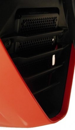 Oil Cooler Guard by Evotech Performance Ducati / Supersport / 2017