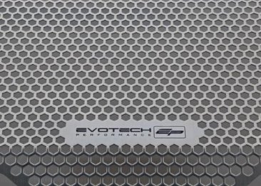Stainless Steel Version Radiator Guard by Evotech Performance Kawasaki / Z900RS Cafe / 2019