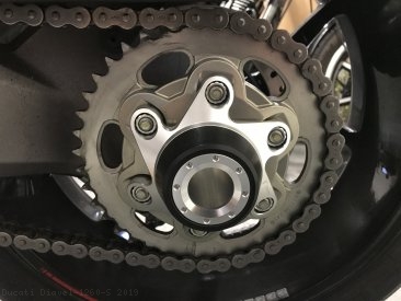 Rizoma Rear Hub Cover Ducati / Diavel 1260 S / 2019