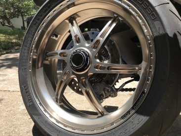 Rear Wheel Axle Nut by Ducabike Ducati / Streetfighter 1098 S / 2011