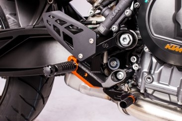 Adjustable Rearsets by Gilles Tooling KTM / 890 Duke R / 2022