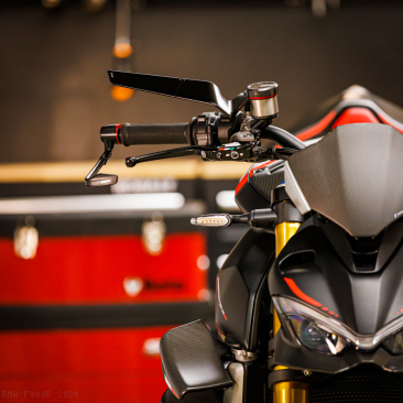  BMW / F900R / 2024