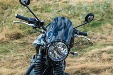 Classic Flyscreen by Dart Flyscreens Triumph / Bonneville T120 / 2017