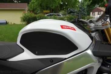 Snake Skin Tank Grip Pads by TechSpec Aprilia / RSV4 R / 2014