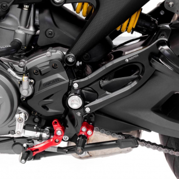 Adjustable Rearsets by Ducabike