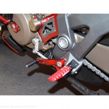 Shift Lever Arm with Folding Toe Peg by Ducabike Ducati / Monster 1200 / 2017
