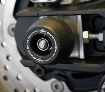 Rear Axle Sliders by Evotech Performance Yamaha / FZ-09 / 2014