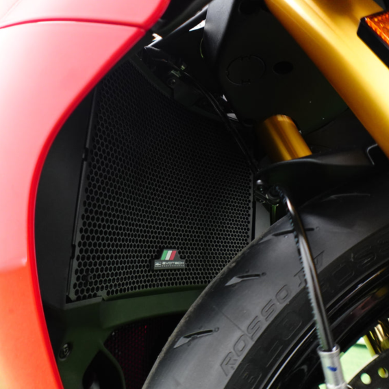 Radiator Guard by Evotech Performance