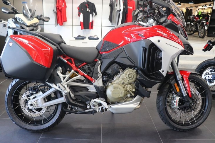  Ducati / Multistrada V4 / 2025