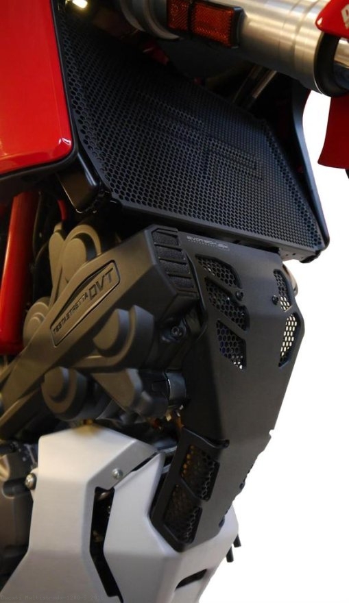 Radiator Oil Cooler and Engine Guard Kit by Evotech Performance Ducati / Multistrada 1200 S / 2016