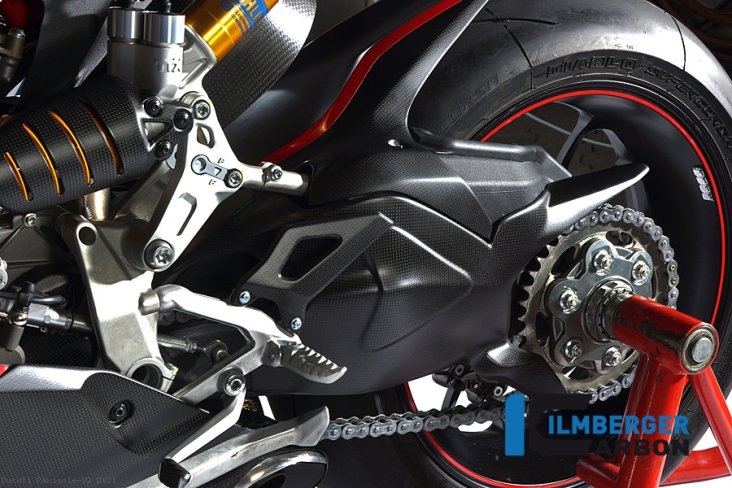 Carbon Fiber Swingarm Cover by Ilmberger Carbon Ducati / Panigale V2 / 2021