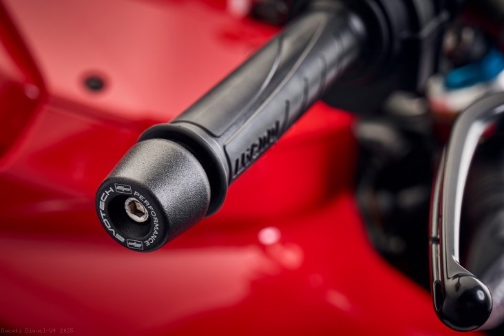  Ducati / Diavel V4 / 2025