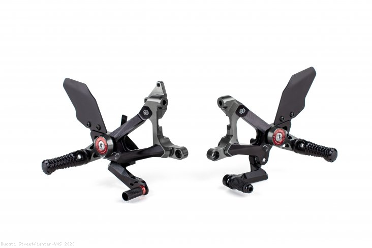 MUE2 Adjustable Rearsets by Gilles Tooling Ducati / Streetfighter V4S / 2020