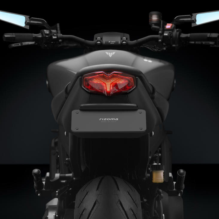 "FLAT-OUT" Tail Tidy Kit by Rizoma