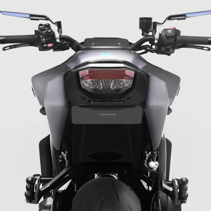 "FLAT-OUT" Tail Tidy Kit by Rizoma