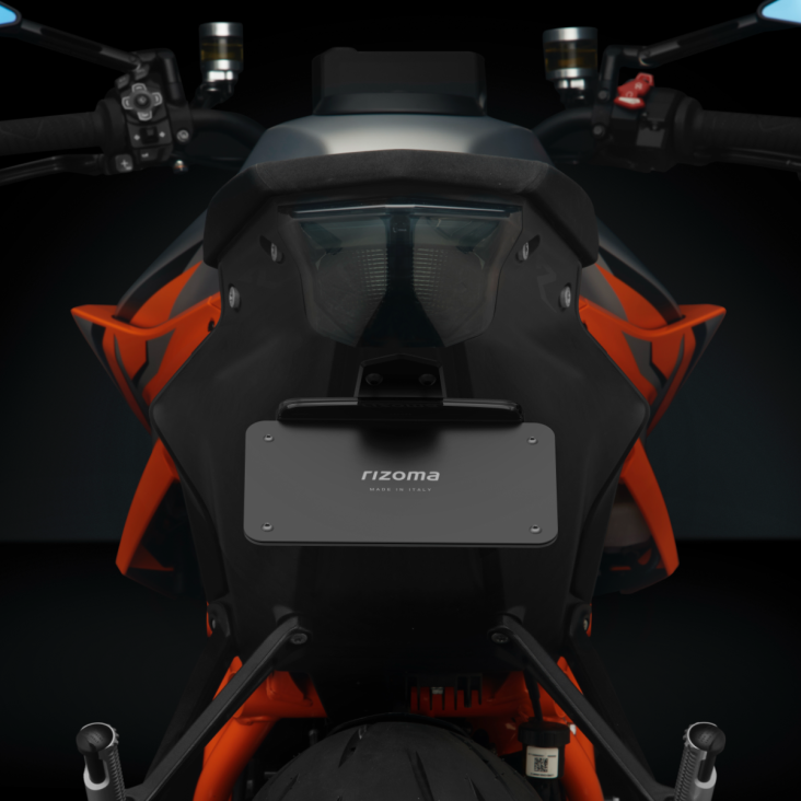 "FLAT-OUT" Tail Tidy Kit by Rizoma