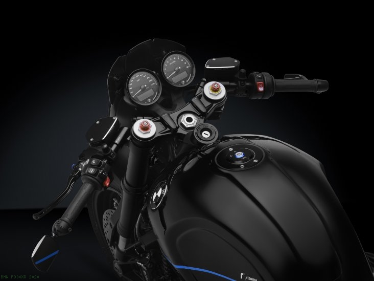  BMW / F900XR / 2020