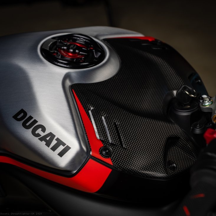  Ducati / Streetfighter V4 / 2020
