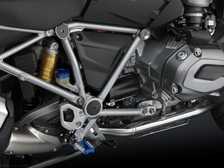 Rear Brake Fluid Cap by Rizoma Ducati / Diavel / 2014