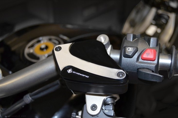Brake and Clutch Fuild Tank Covers by Ducabike Ducati / XDiavel S / 2023